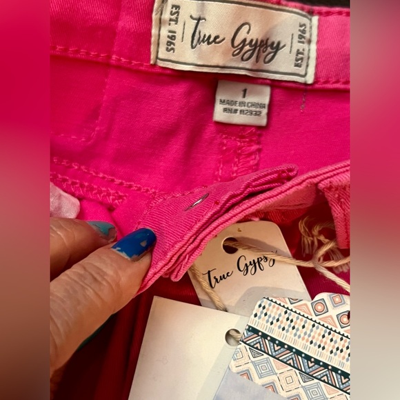 NWT True Gypsy Cut Off Jean Shorts Hot Pink Daisy Dukes Size 1 Barbiecore - Picture 7 of 8